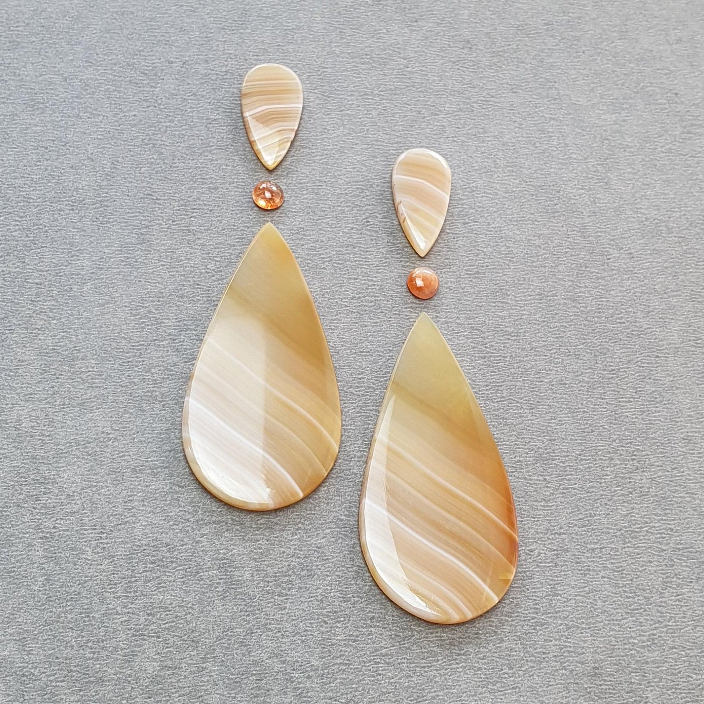 Botswana Agate Sunstone & Labradorite Gemstone Cabochon : Natural Untreated Bi-Color Agate Pear Oval Round Shape 4pc/6pc Set