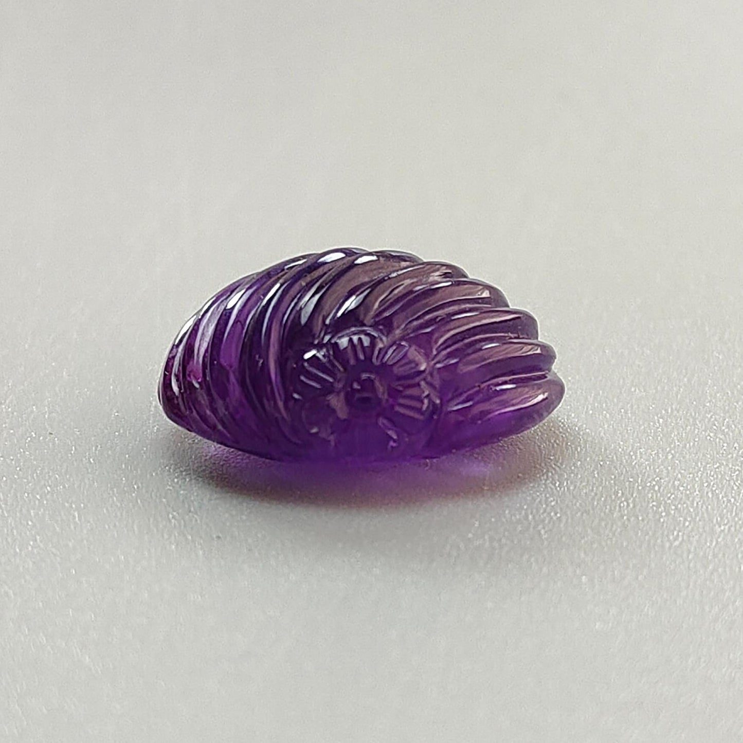 Purple Amethyst Quartz Gemstone Carving: Natural Untreated Unheated Amethyst Hand Carved Oval Shape 1pc for Jewelry February Birthstone