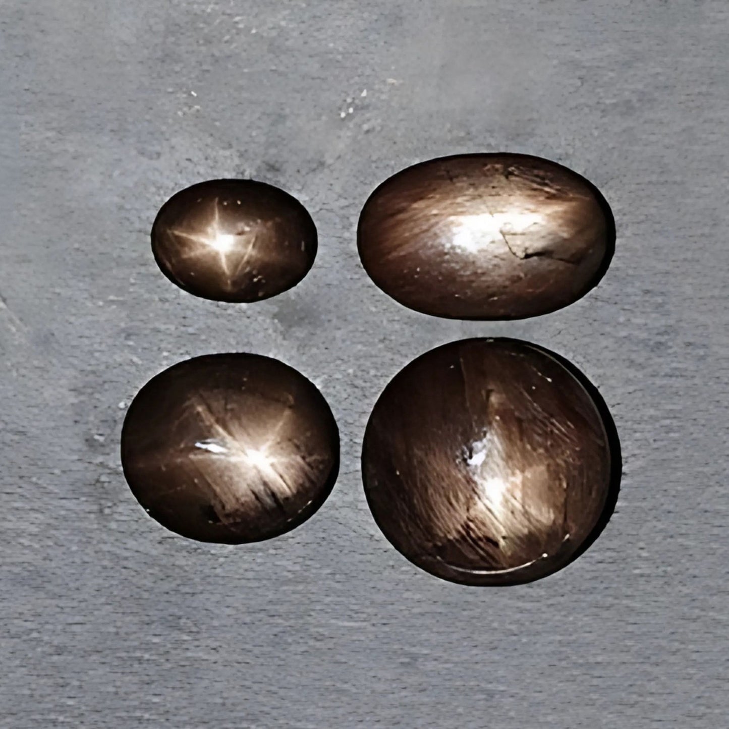 Ovaler Sternsaphir