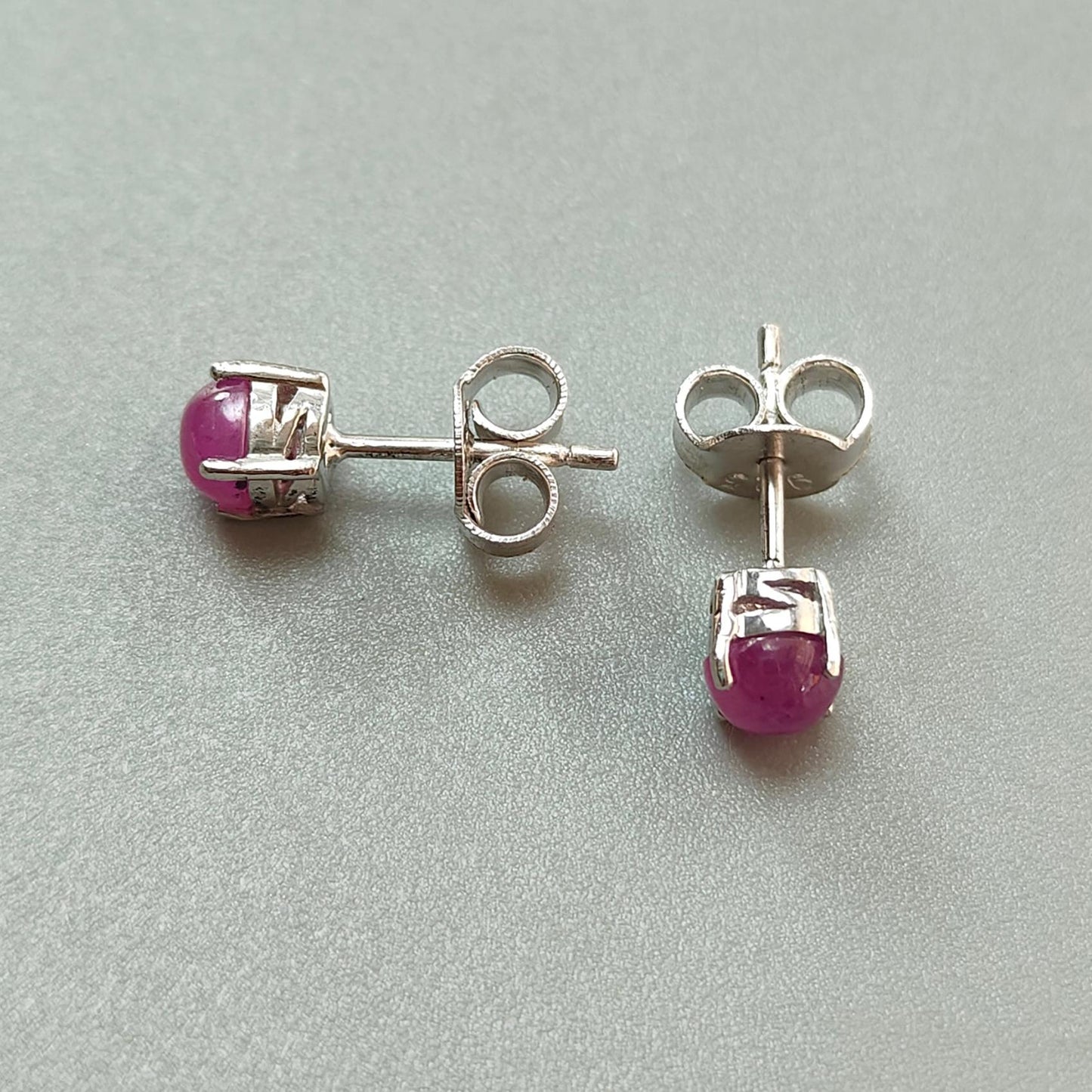 Ruby Plain Silver Earring: 1.61gms Natural Untreated Ruby Round Plain 925 Sterling Silver Prong Set Push Back Stud Earring 0.75"