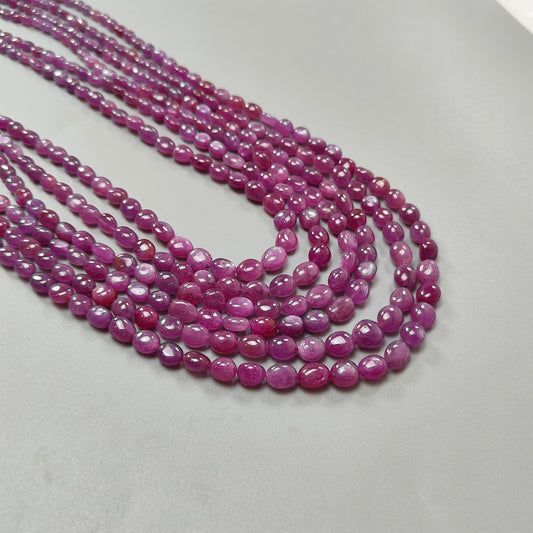 Ожерелье из натуральных рубиновых бусин