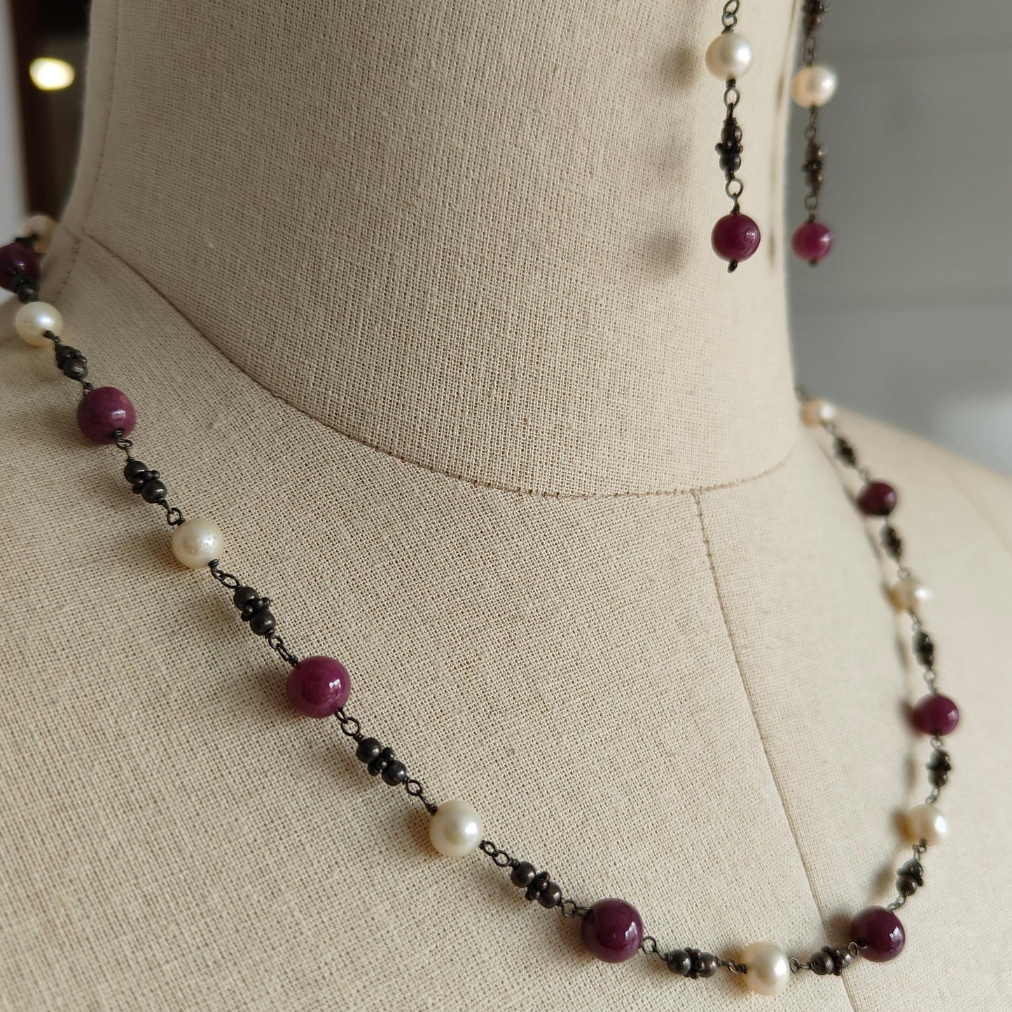 Ruby & Pearl Gemstone With 925 Sterling Silver Jewelry: 20.40gms Natural Untreated Plain Round Beaded Victorian Earring Necklace Earring Set