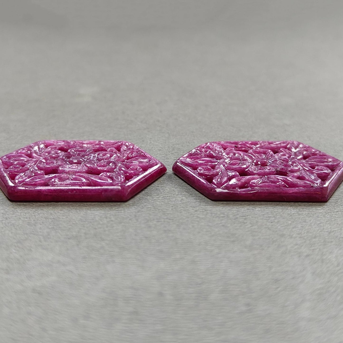 Ruby Gemstone Carving : 72.30cts Natural Untreated Unheated Red Ruby Hand Carved Hexagon Shape 36*27.5mm Pair