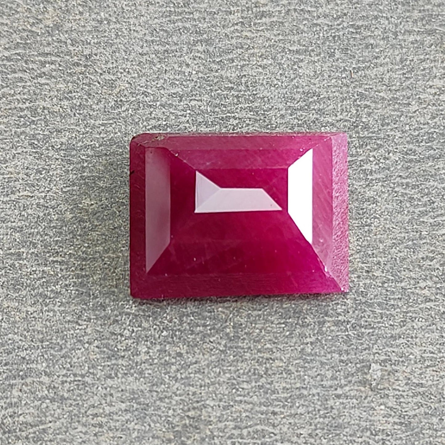 Ruby Gemstone Step Cut : 13.10cts Natural Untreated Unheated Red Ruby Baguette Shape 15*12mm 1pc