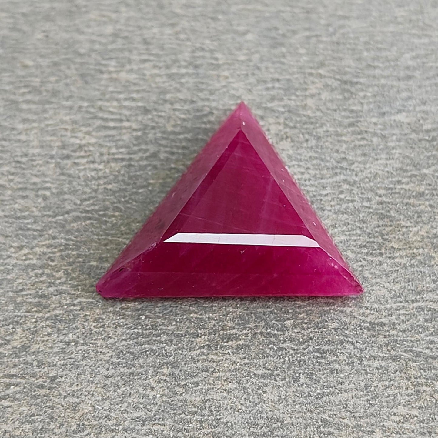 Ruby Gemstone Step Cut : 13.30cts Natural Untreated Unheated Red Ruby Triangle Shape 17*5mm 1pc