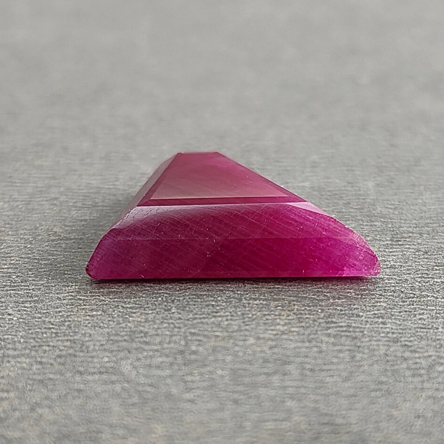 Ruby Gemstone Step Cut : 16.20cts Natural Untreated Unheated Red Ruby Trapezium Shape 17*20mm 1pc