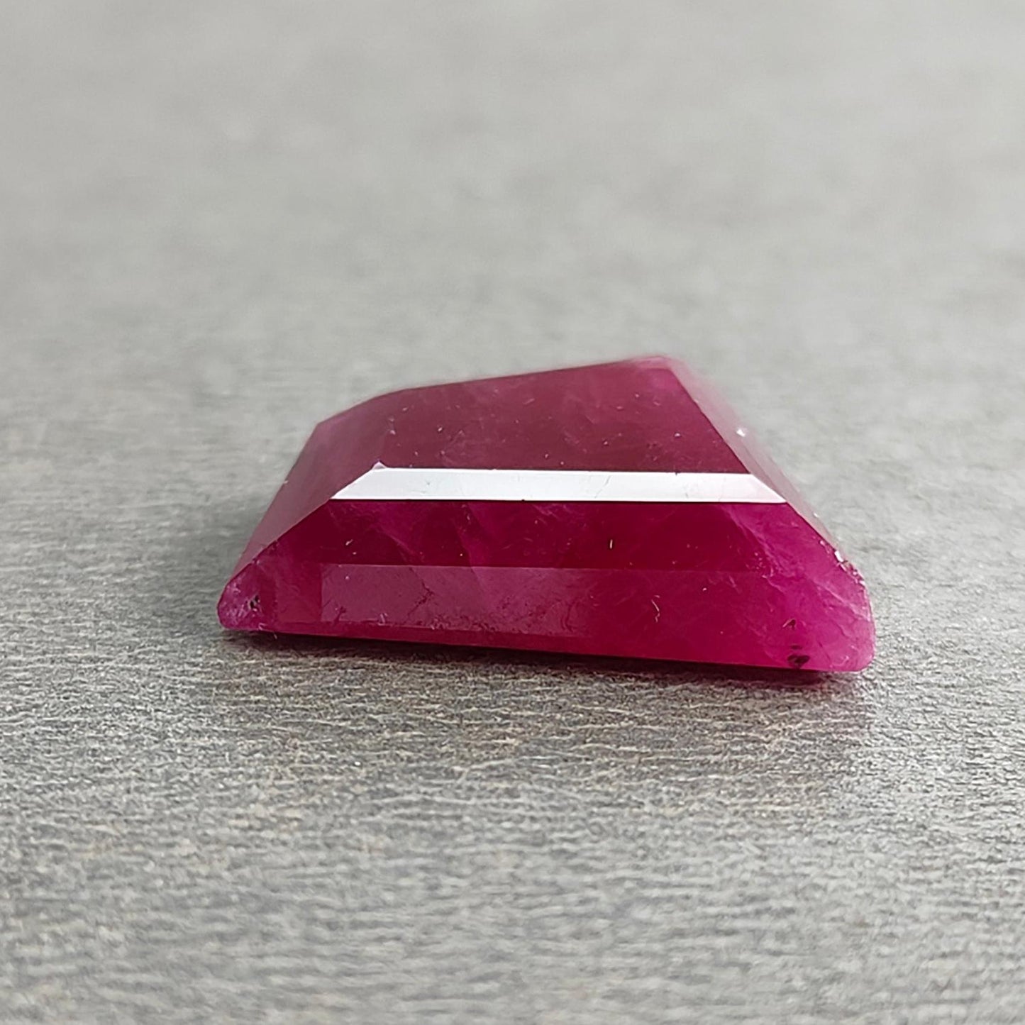Ruby Gemstone Step Cut : 16.40cts Natural Untreated Unheated Red Ruby Trapezium Shape 18*16mm 1pc