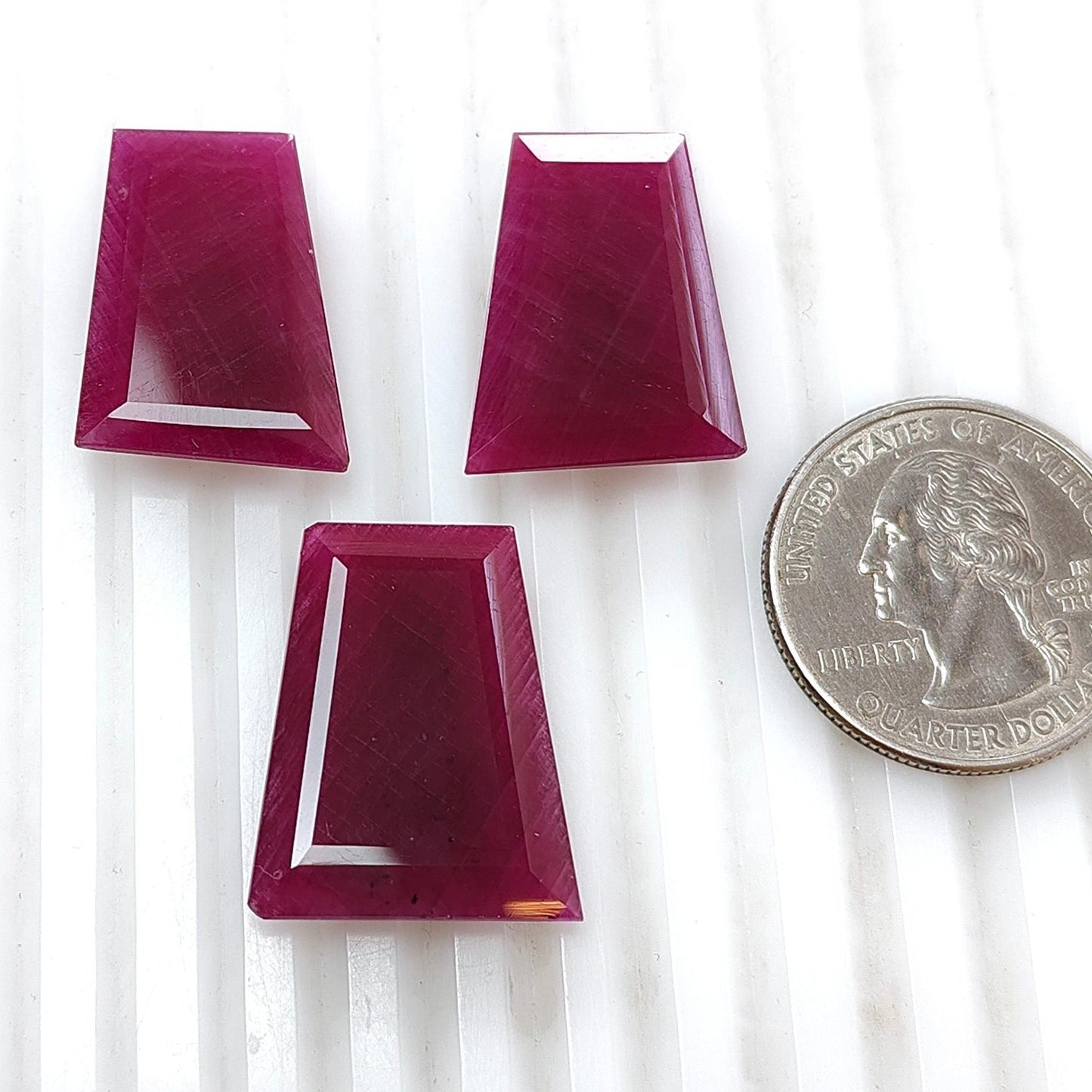 Ruby Gemstone Step Cut : 77.03cts Natural Untreated Unheated Red Ruby Trapezium Shape 22*16mm - 24*19mm 3pc Sets