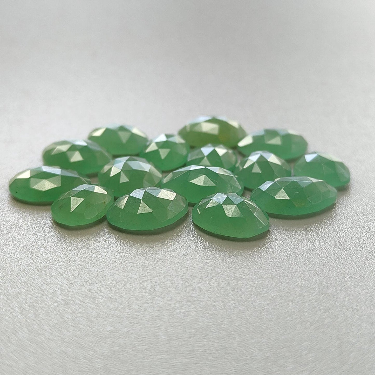 GREEN QUARTZ Gemstone Rose Cut : Natural Untreated Unheated Quartz Both Side Faceted Uneven Shape Lots