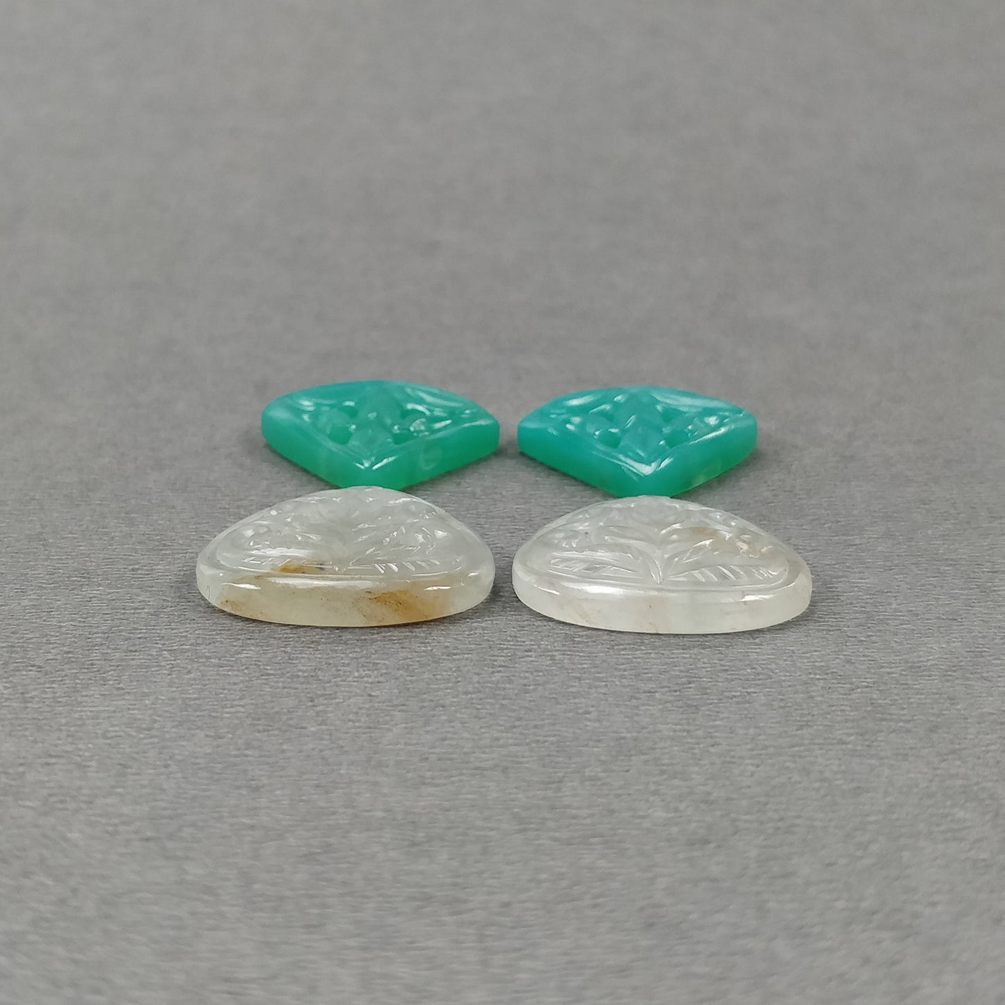 Chrysoprase & Jade Gemstone Carving : 47.65cts Natural Untreated Green White Hand Carved Triangle Heart Shape 18*20.5mm - 19*21mm 4pcs Set