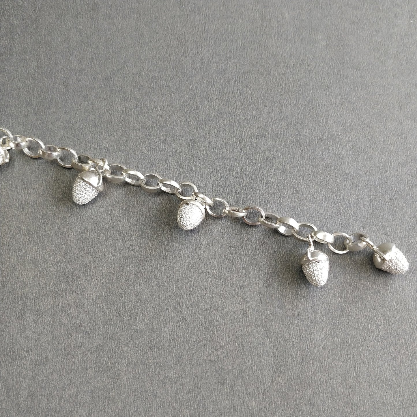 925 Sterling Silver With Cubic Zirconia Bracelet : 28.84gms Fashion Jewellry Mini CZ Bullet Chain Bracelet 8.75"