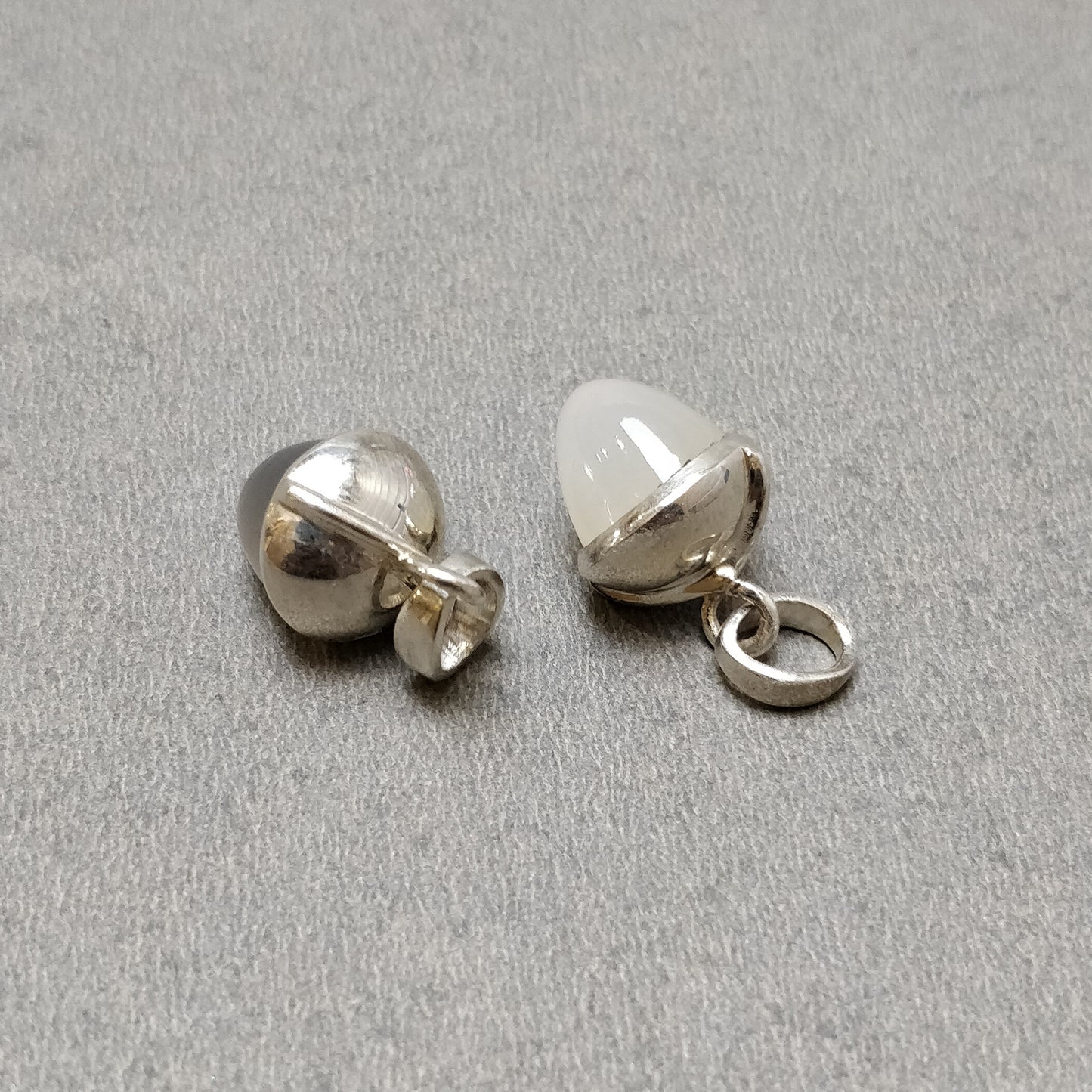 Onyx Gemstone With 925 Sterling Silver: 4.20gms(Approx) Natural Onyx White Gray Regular Size Bullet Pendant With Normal Loop 1" Gift For Her