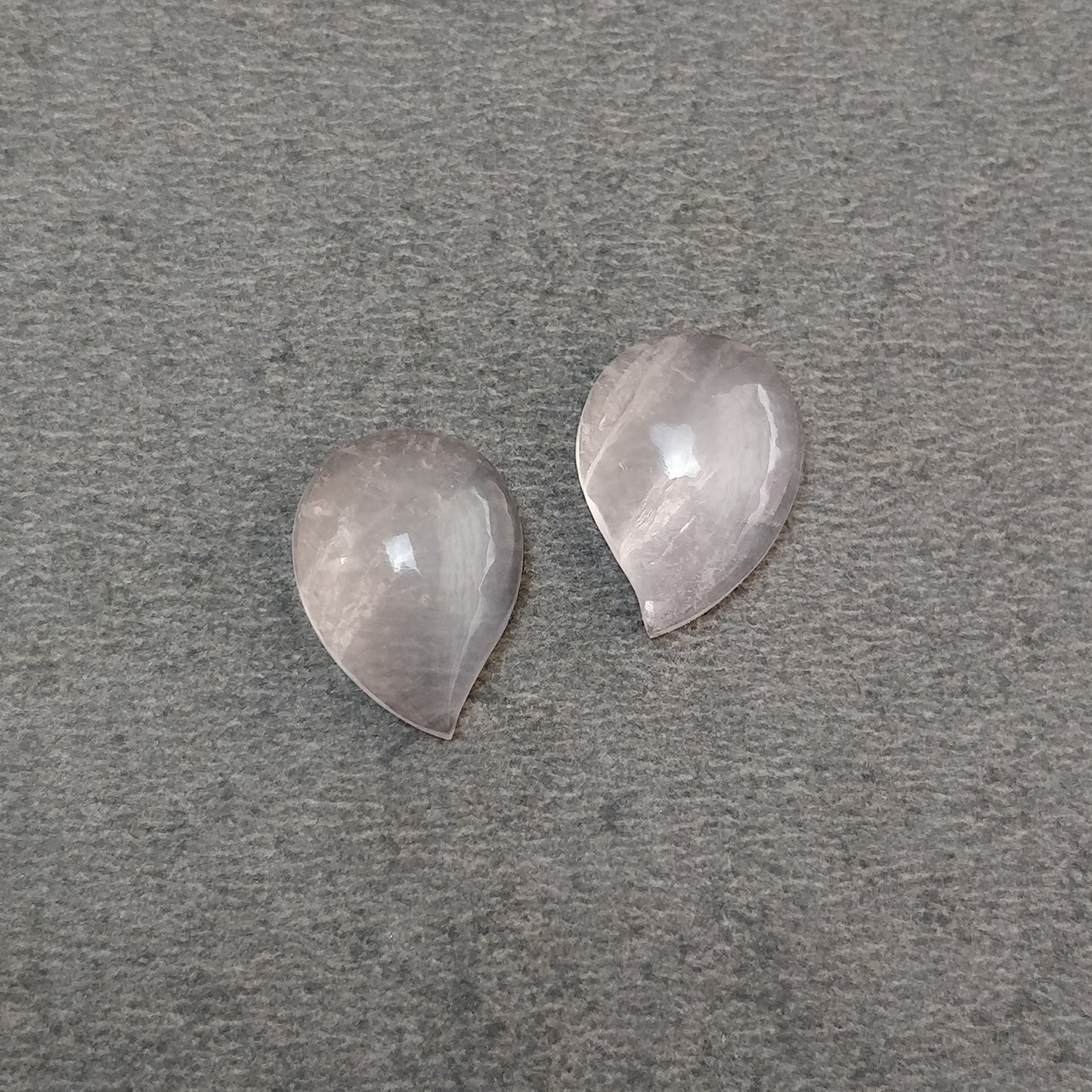 PINK ROSE QUARTZ Gemstone Cabochon : 9.80cts Natural Untreated Unheated Quartz Leaf Shape 14*10mm Pair