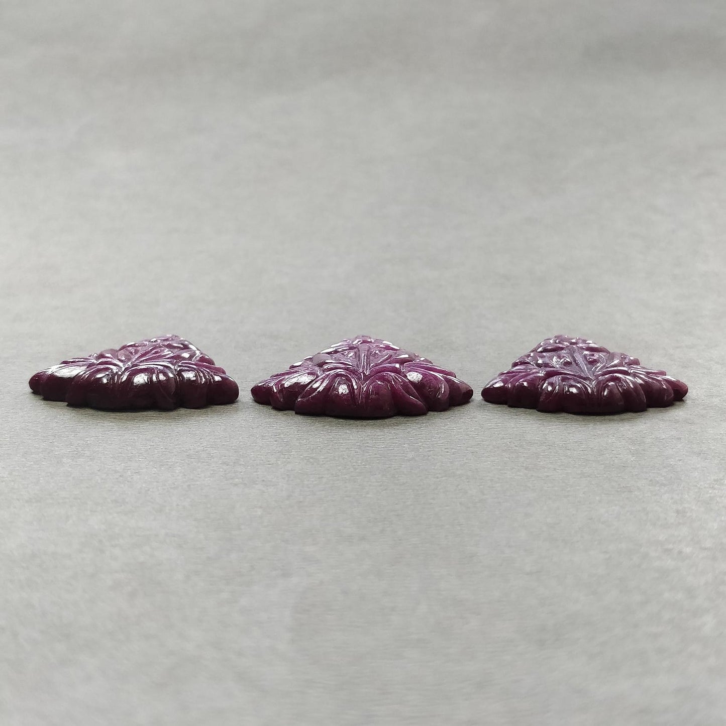 RUBY Gemstone Carving : 87.70cts Natural Untreated Unheated Red Ruby Hand Carved Triangle Shape 28*27mm - 30mm 3pcs
