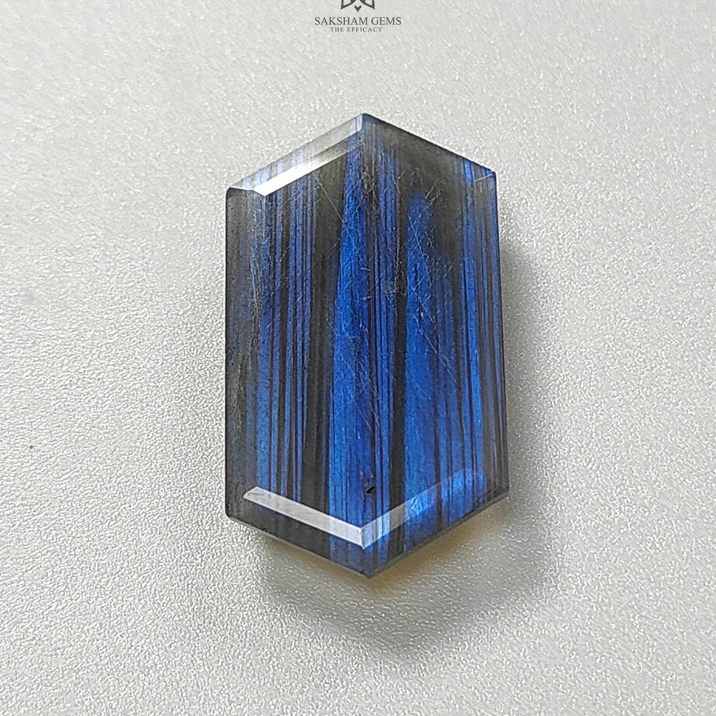 Labradorite Gemstone