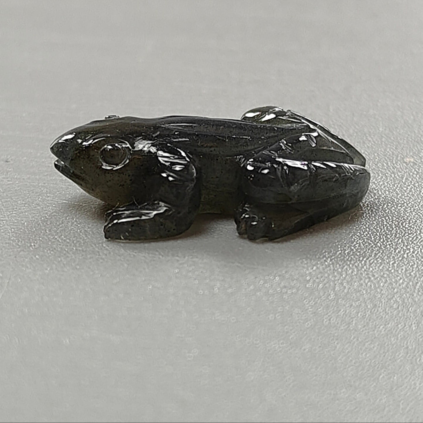 12.10cts Natural Untreated Labradorite Hand Carved Frog 1pc For Jewelry 23*15mm
