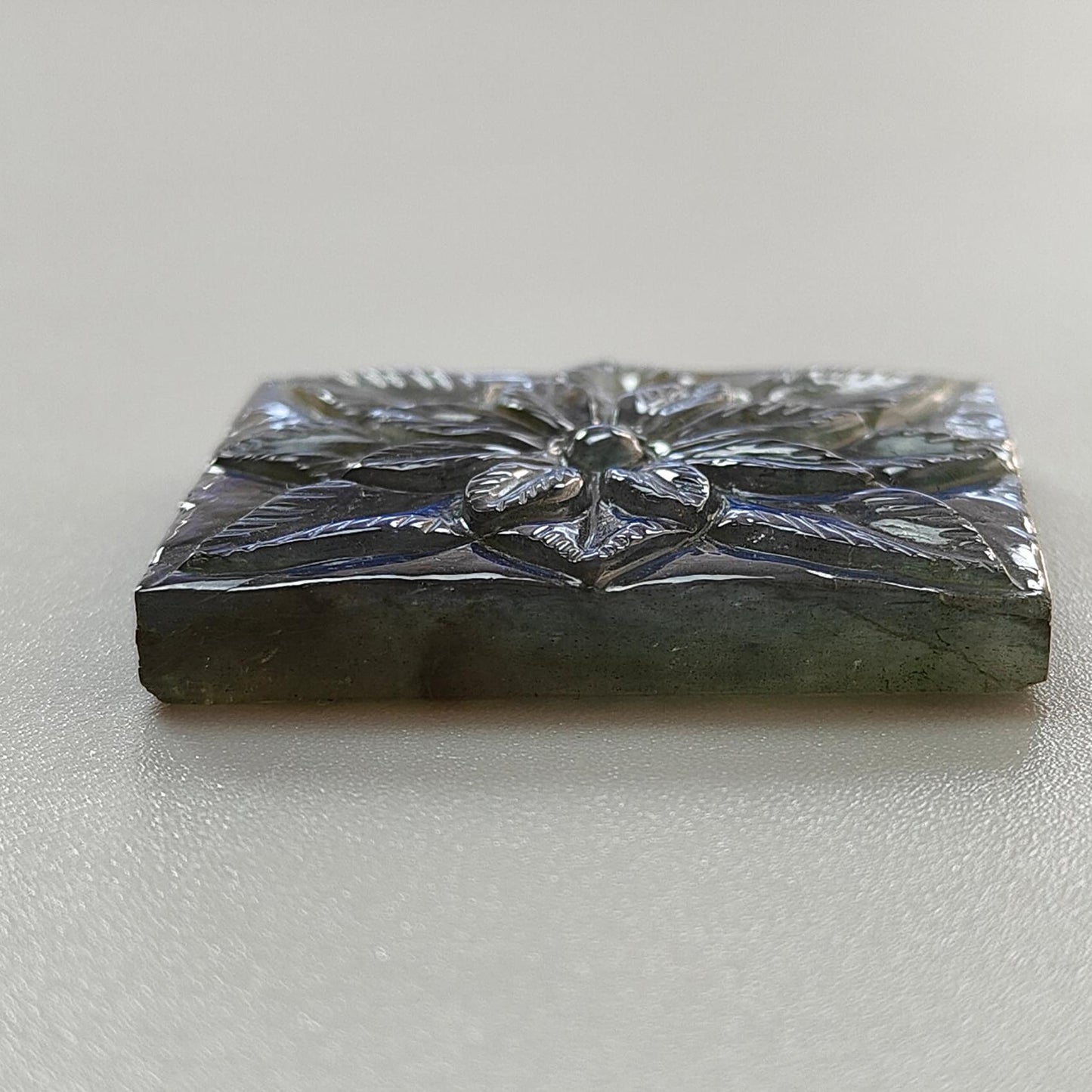 Blue Labradorite Gemstone Carving: 77.50cts Natural Untreated Unheated Labradorite Hand Carved Square Shape 36*28mm 1pc For Jewelry