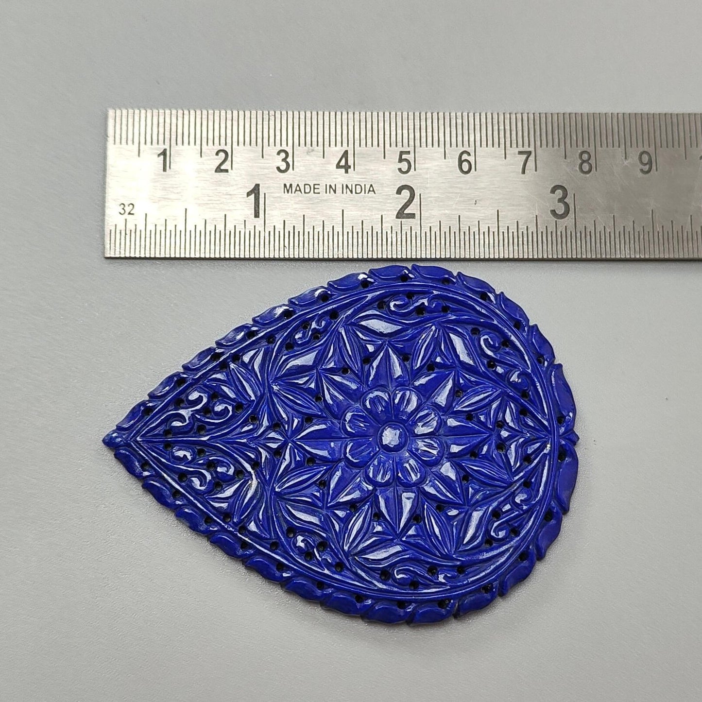Lapis Lazuli oymacılığı