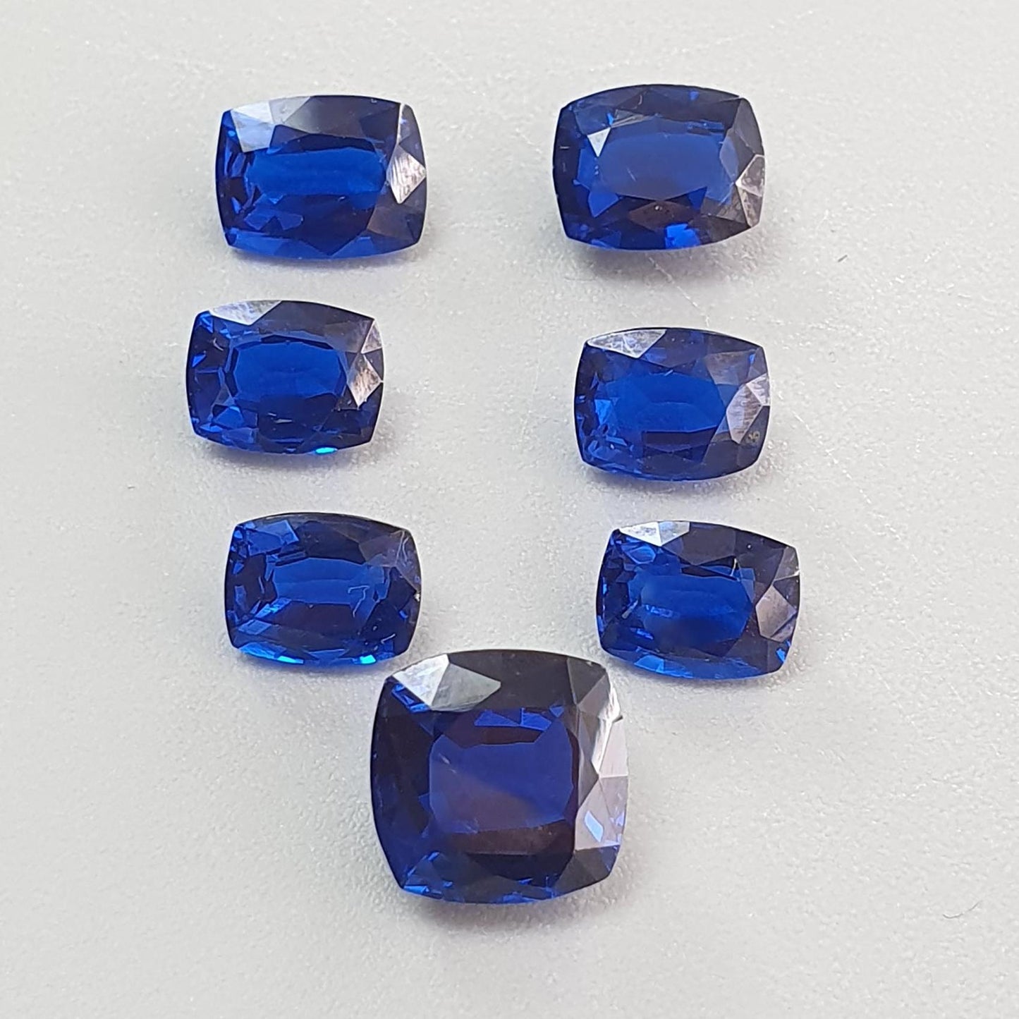 Blue Nanosital Gemstone Faceted Cut: 13.70cts Nanosital Gemstone Faceted Cushion Shape 8*6mm - 10mm 7pcs Lot For Jewelry