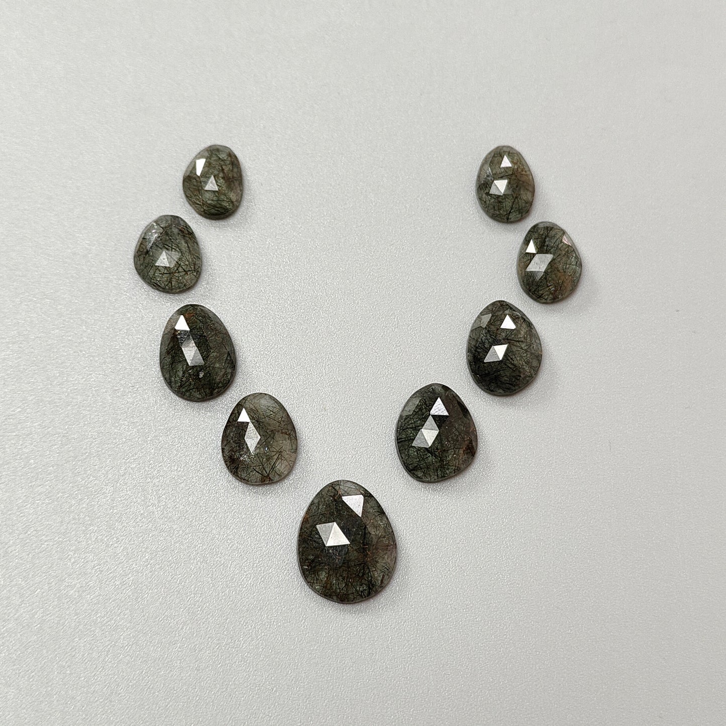 金红石石英天然宝石玫瑰切割