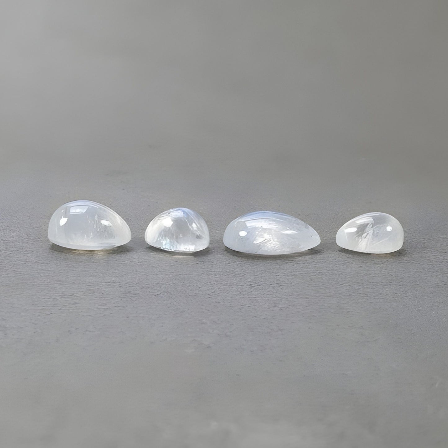 pietra preziosa naturale non trattata: pietra di luna