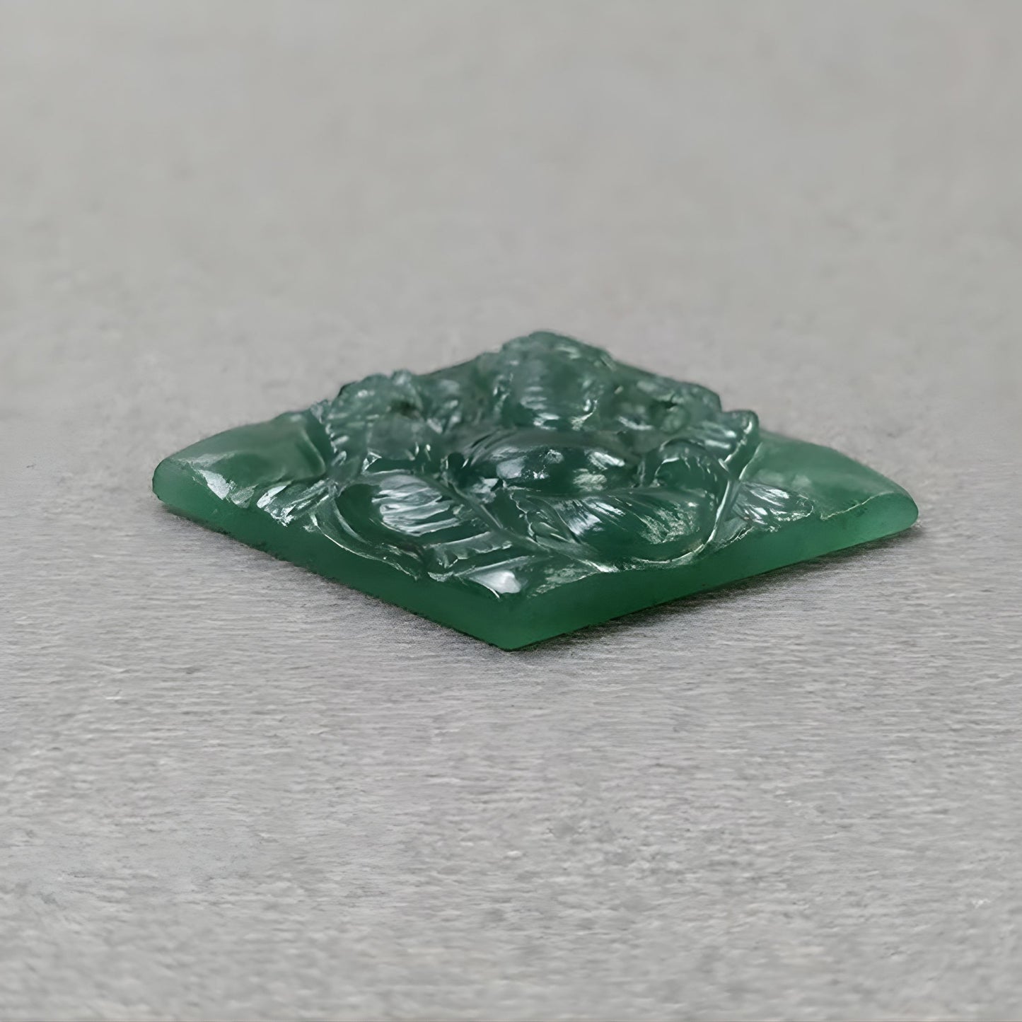 Idolo di Ganesha in pietra preziosa avventurina