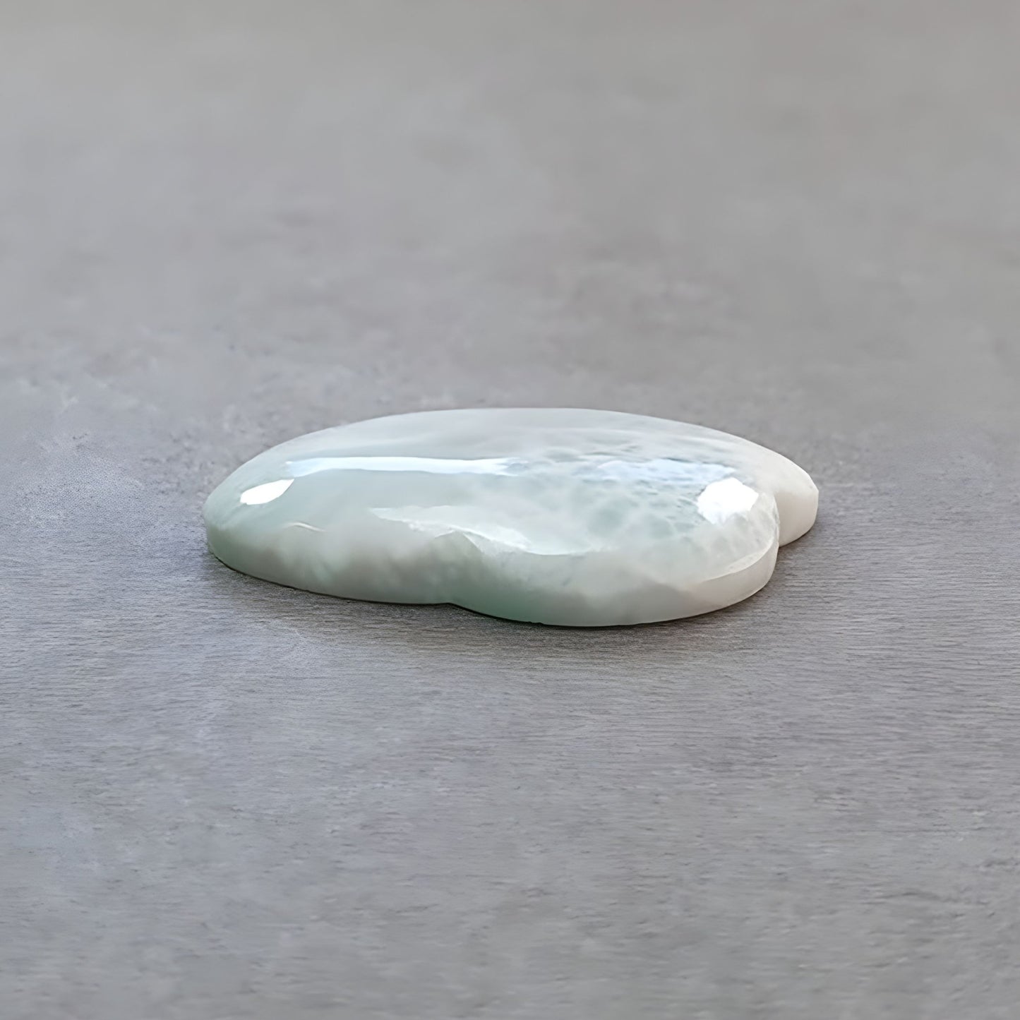 larimar, pierre précieuse naturelle