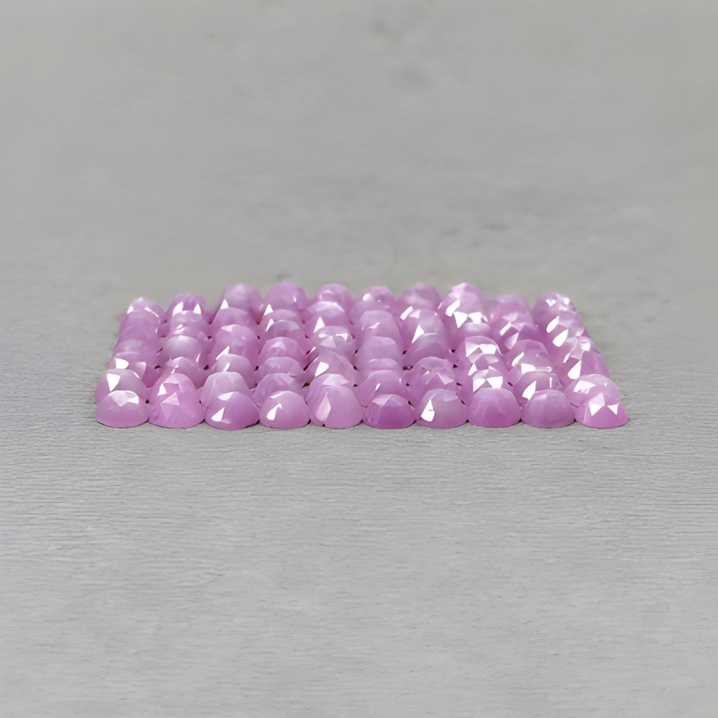 حجر ميلاد شهر يوليو