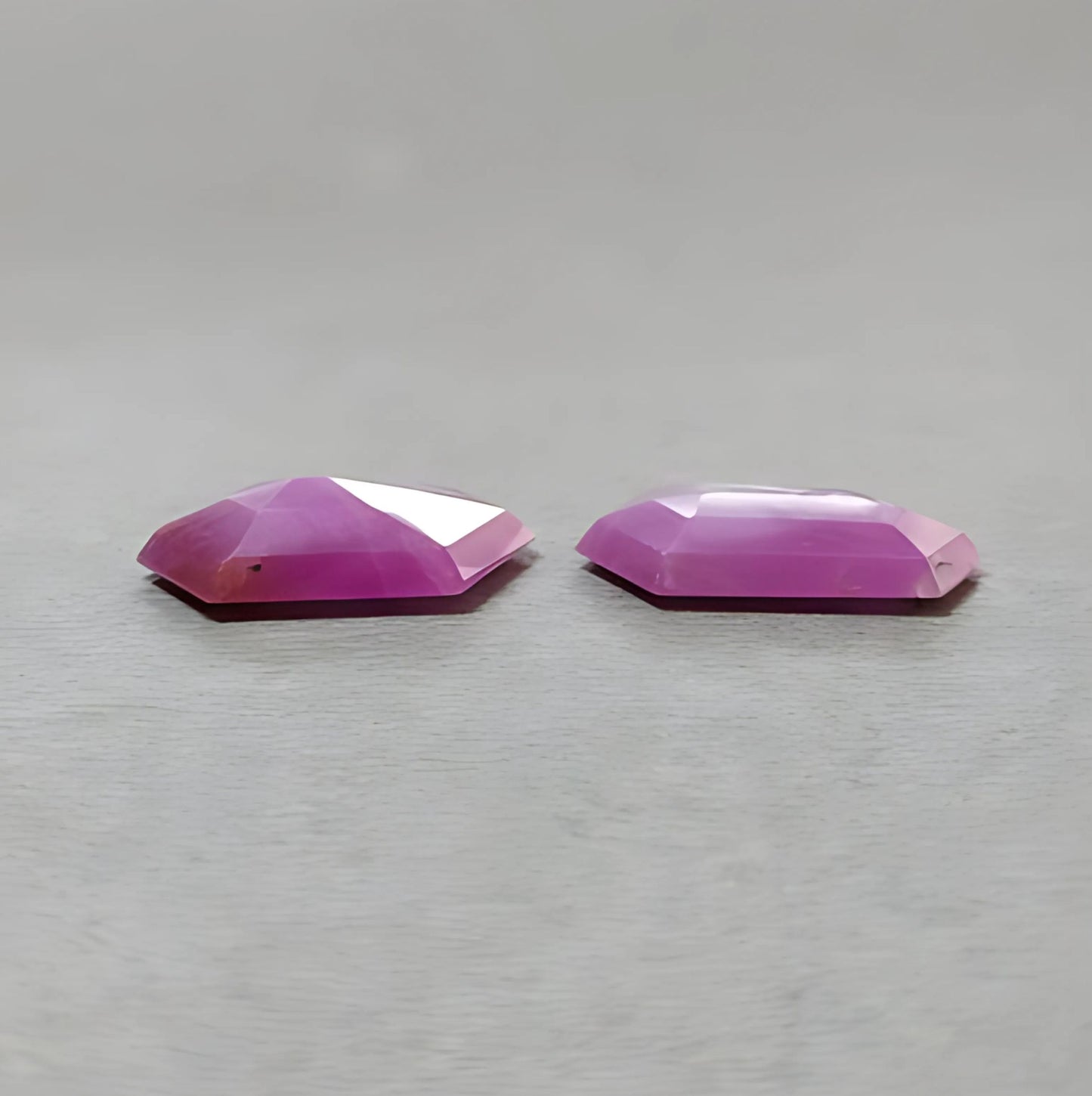 حجر الميلاد لشهر يوليو