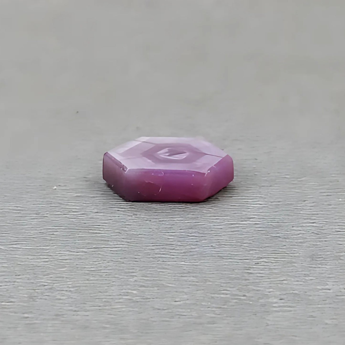 天然未処理ピンクサファイア