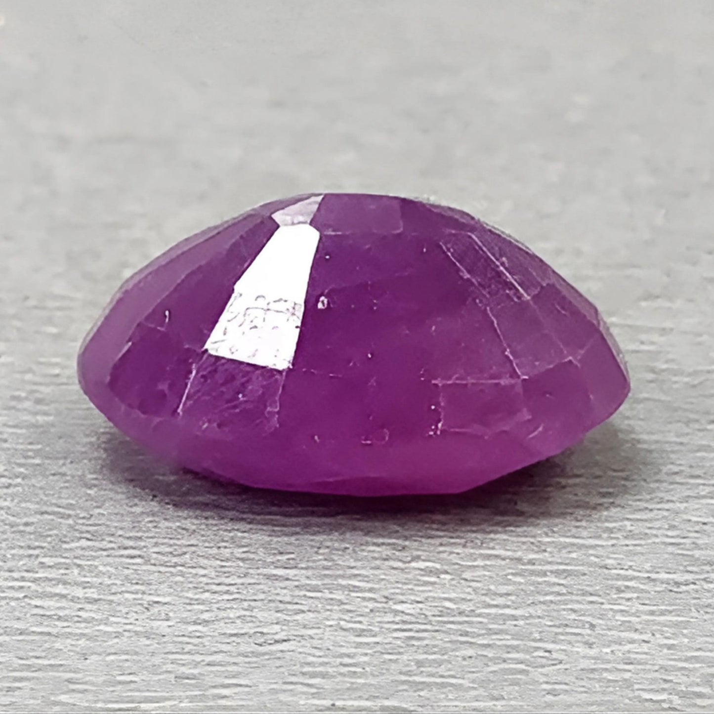 七月生日石