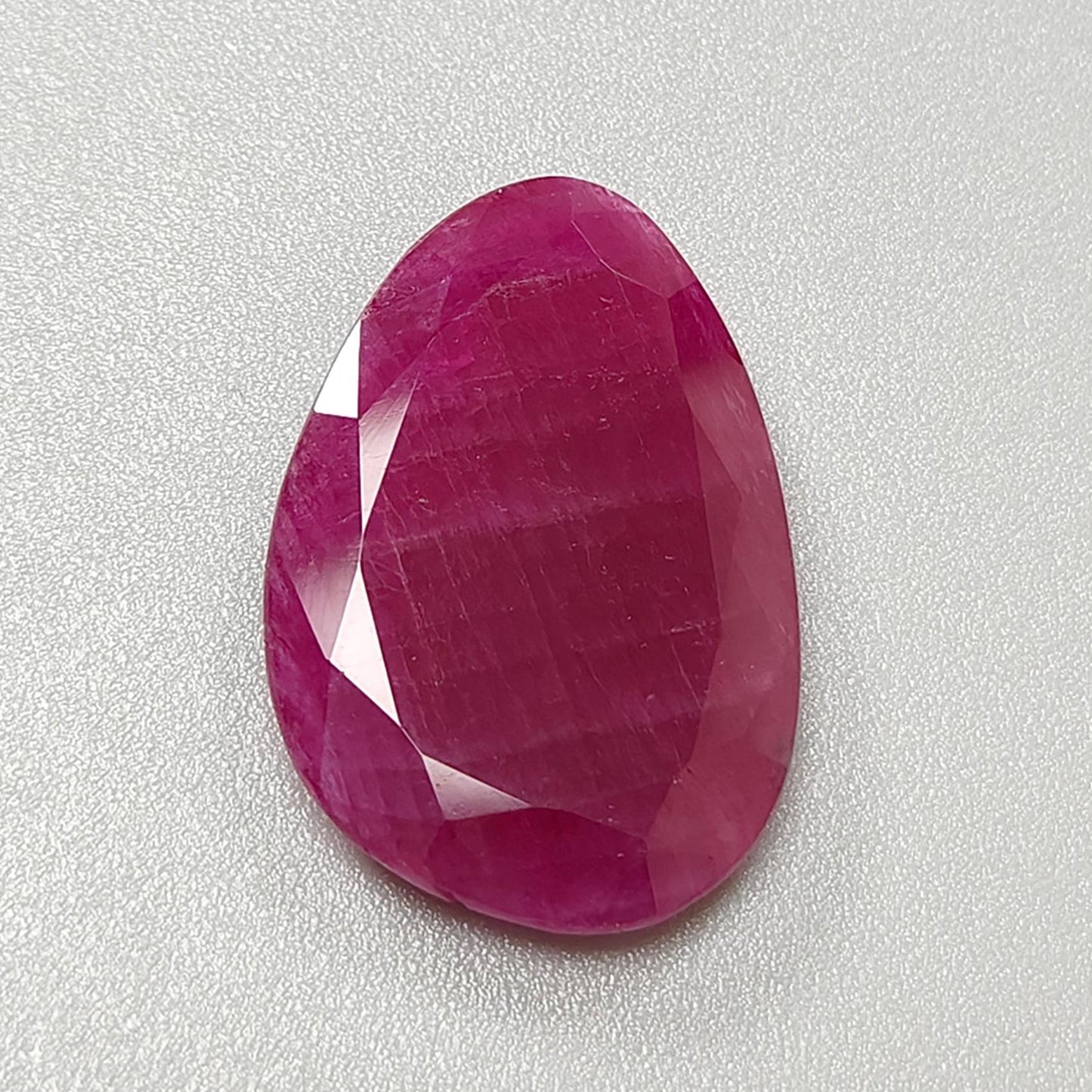 Ruby Gemstone Faceted Cut: 18.90cts Natural Untreated Unheated Red Ruby Fancy Shape 25*17mm 1pc for Jewelry July Birthstone