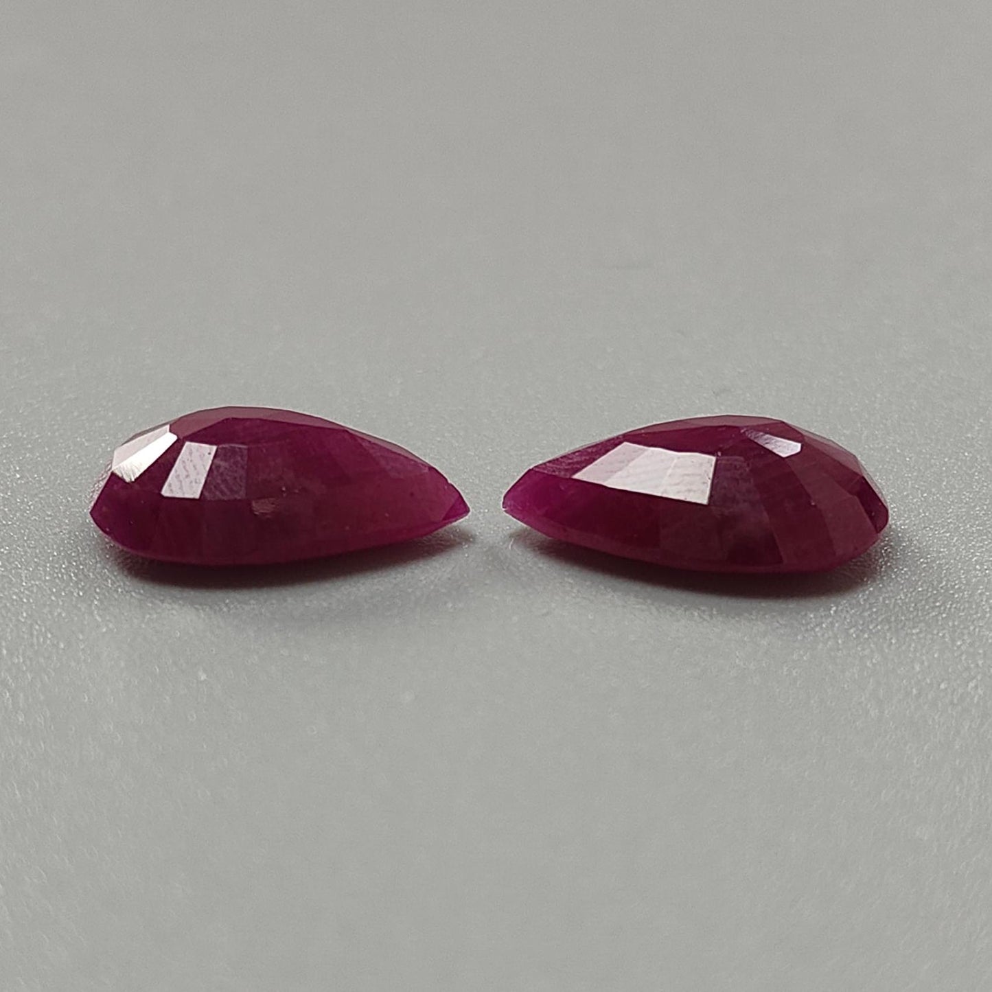 Ruby Birnen geschnitten