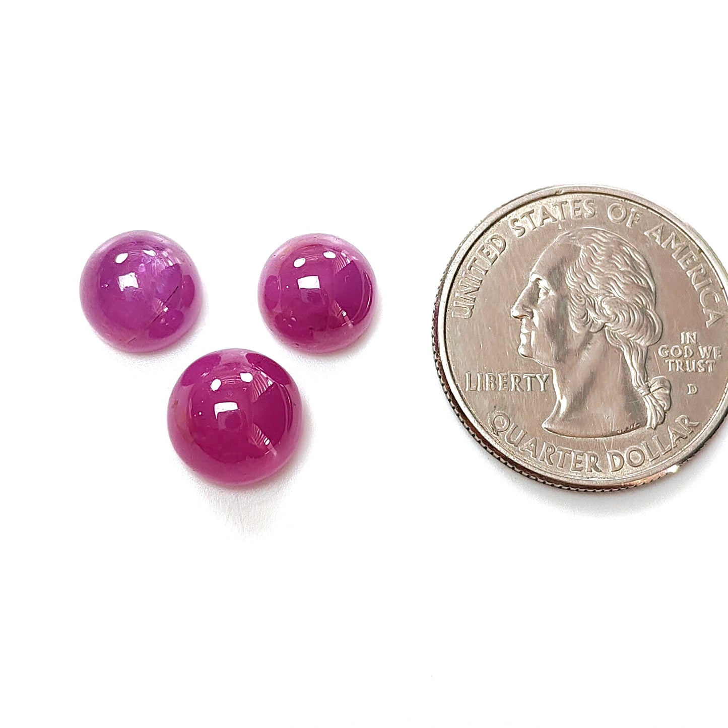rubino cabochon rotondo