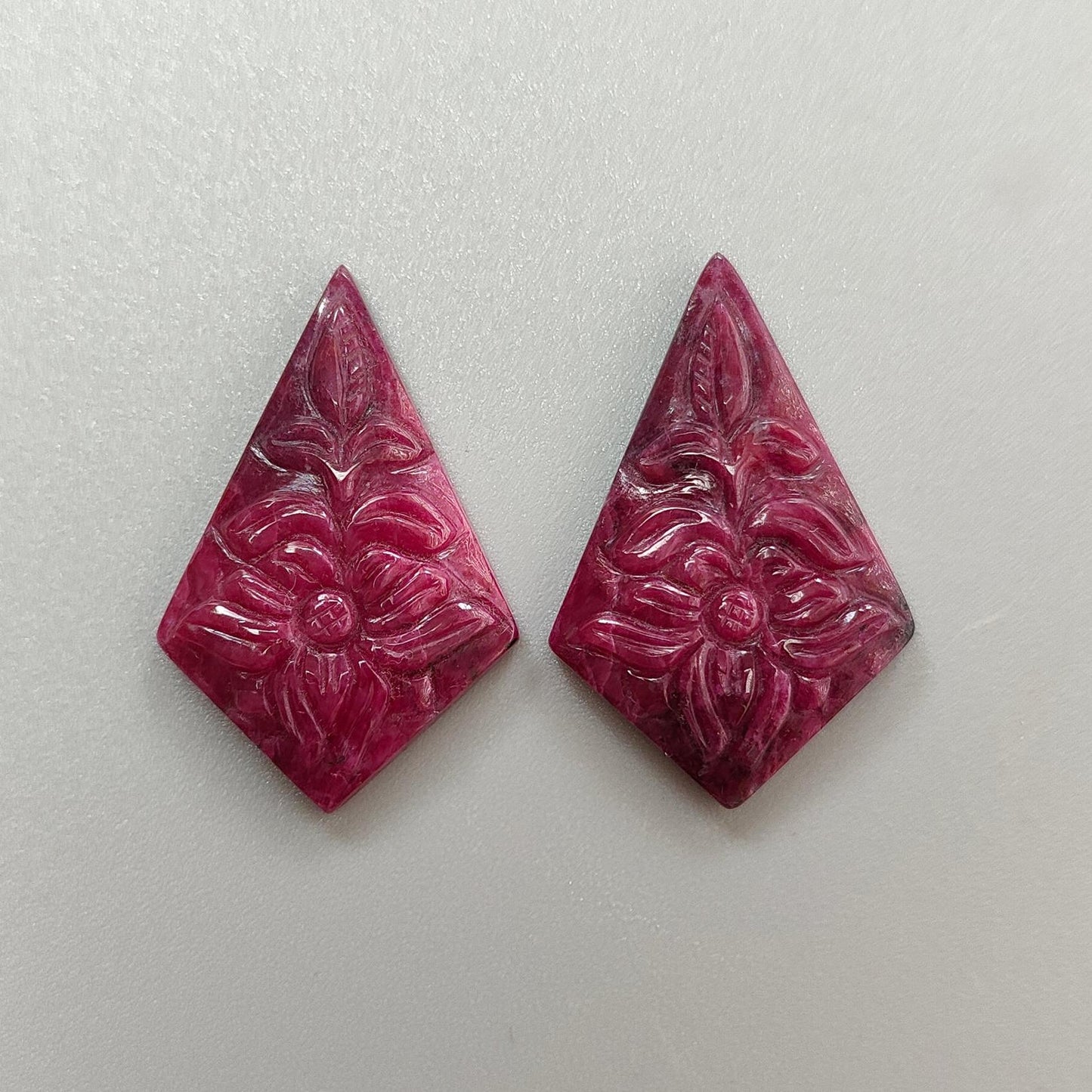 Ruby Gemstone Carving : 56.10cts Natural Untreated Unheated Red Ruby Hand Carved Pear Shape 34*22mm Pair