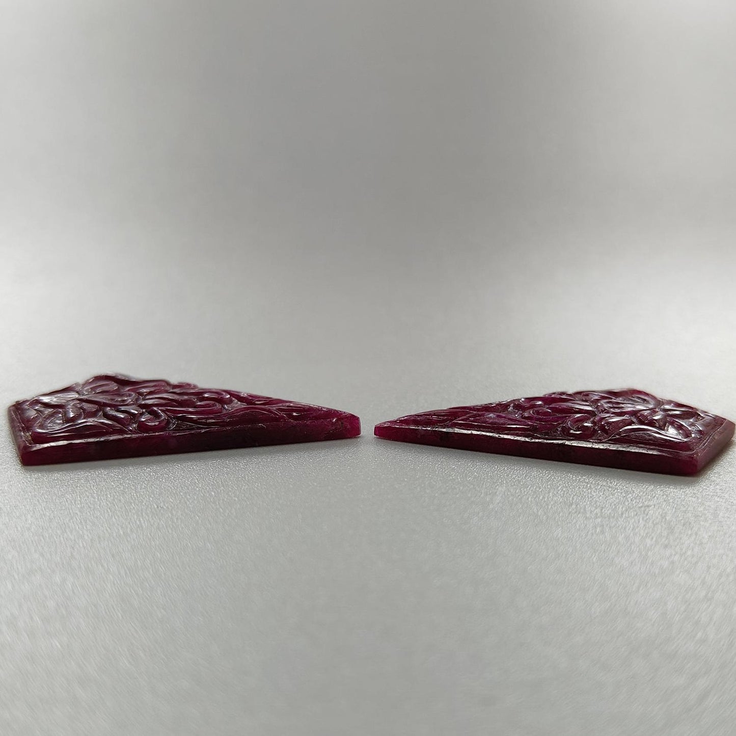 Ruby Gemstone Carving : 68.80cts Natural Untreated Unheated Red Ruby Hand Carved Pear Shape 42*26.5mm Pair