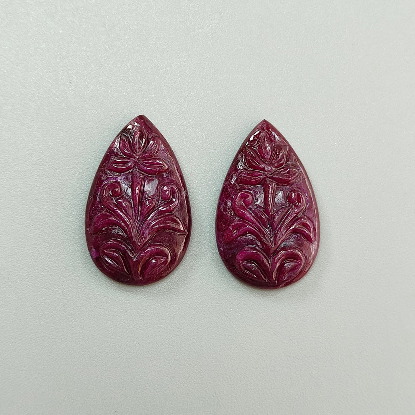 红宝石雕刻