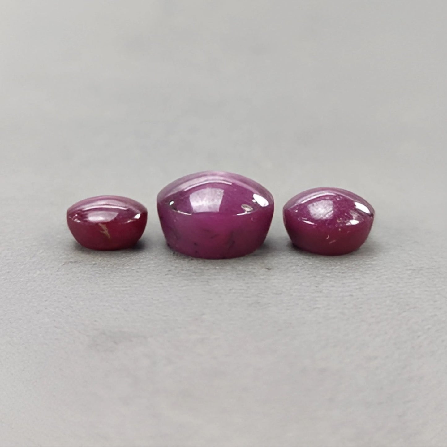 41.00cts Natural Untreated Star Ruby Gemstone Round Shape Cabochon 10mm - 15mm 3pcs
