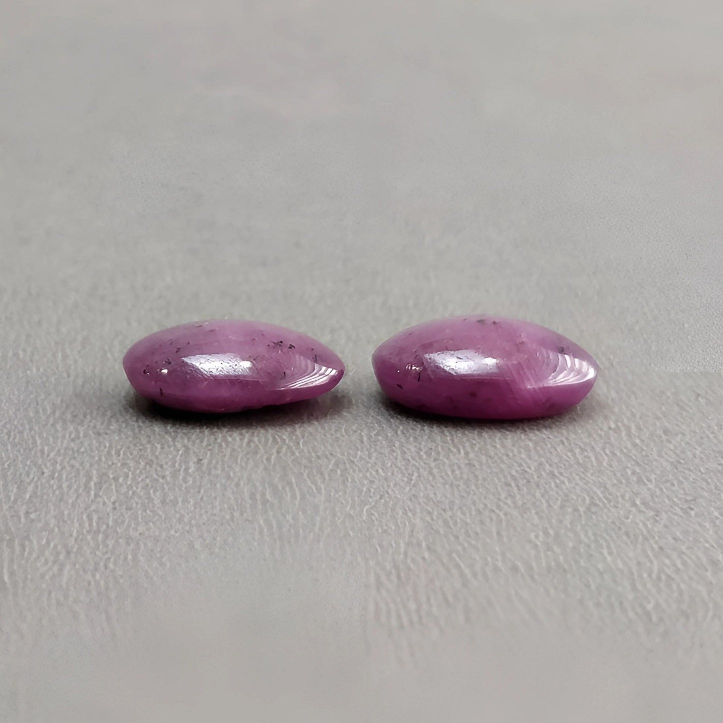 22.20cts Natural Untreated Star Ruby Gemstone Oval Shape Cabochon 15.5*12mm Pair