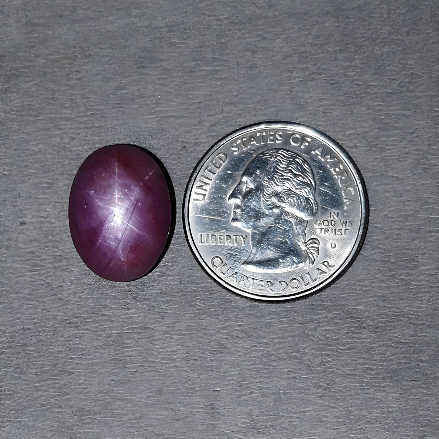 Sternrubin-Cabochon