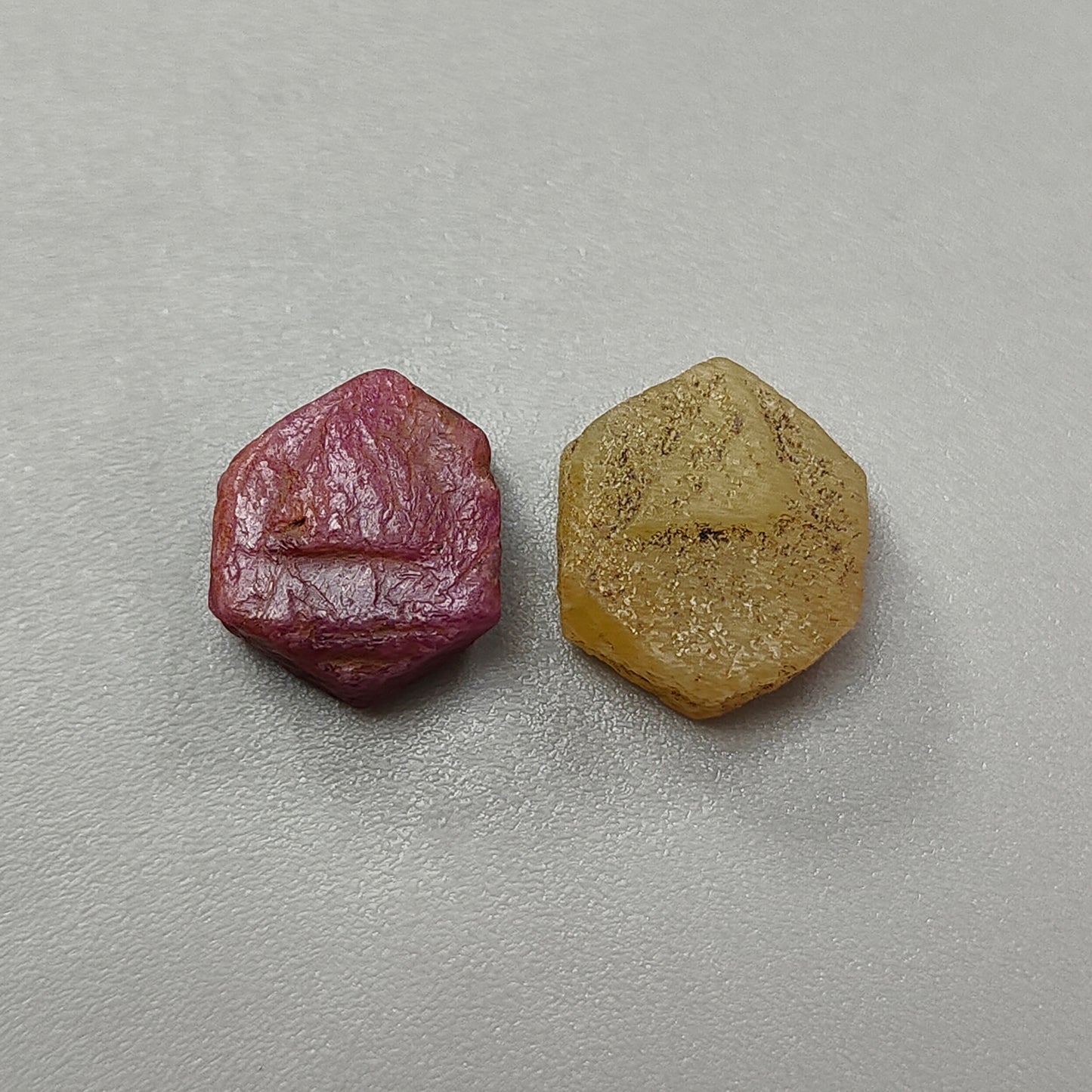 七月生日石
