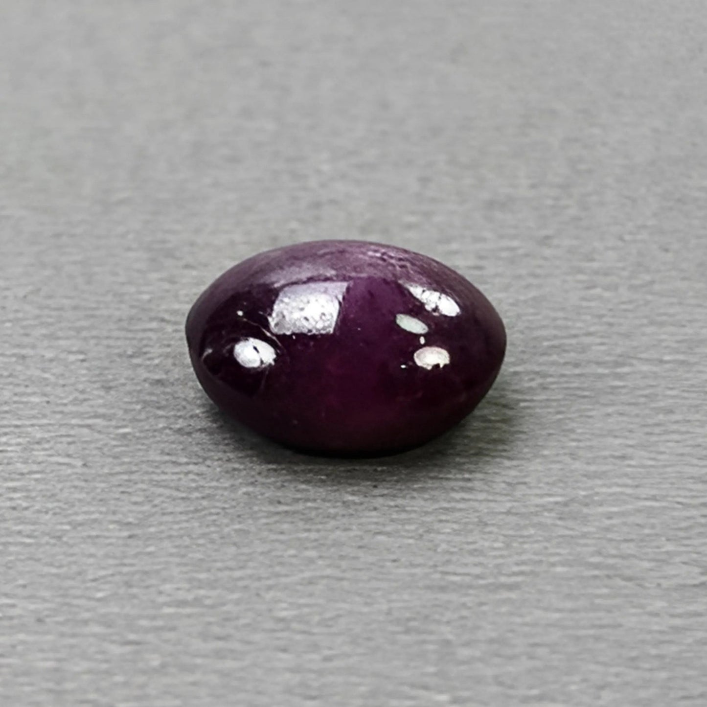 6.00cts Natural Untreated Star Ruby Gemstone Oval Shape Cabochon 11.5*10mm