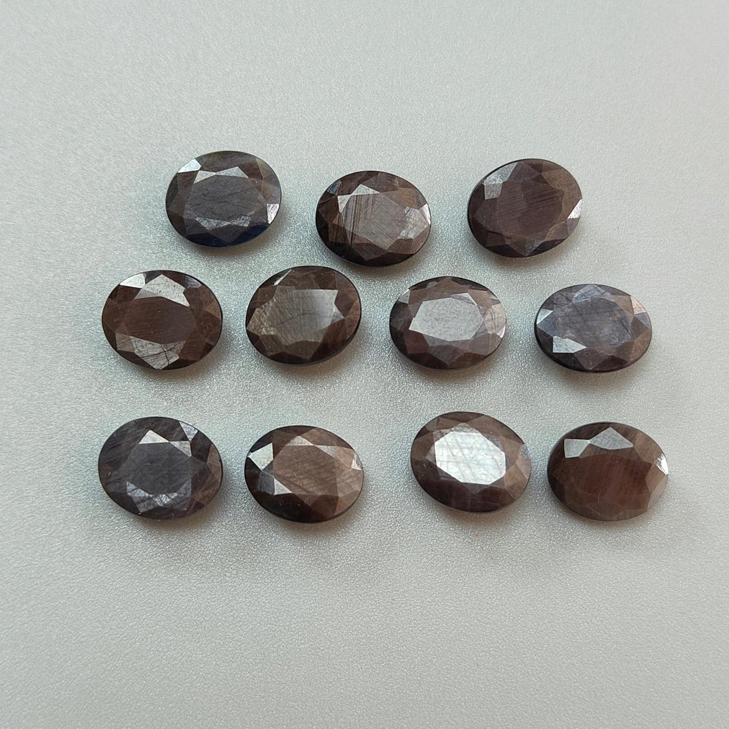 Silver Gray Sapphire Gemstone Faceted Cut: 74.50cts Natural Untreated Unheated Sapphire Oval Shape 12*10mm 11pcs Lot For Jewelry