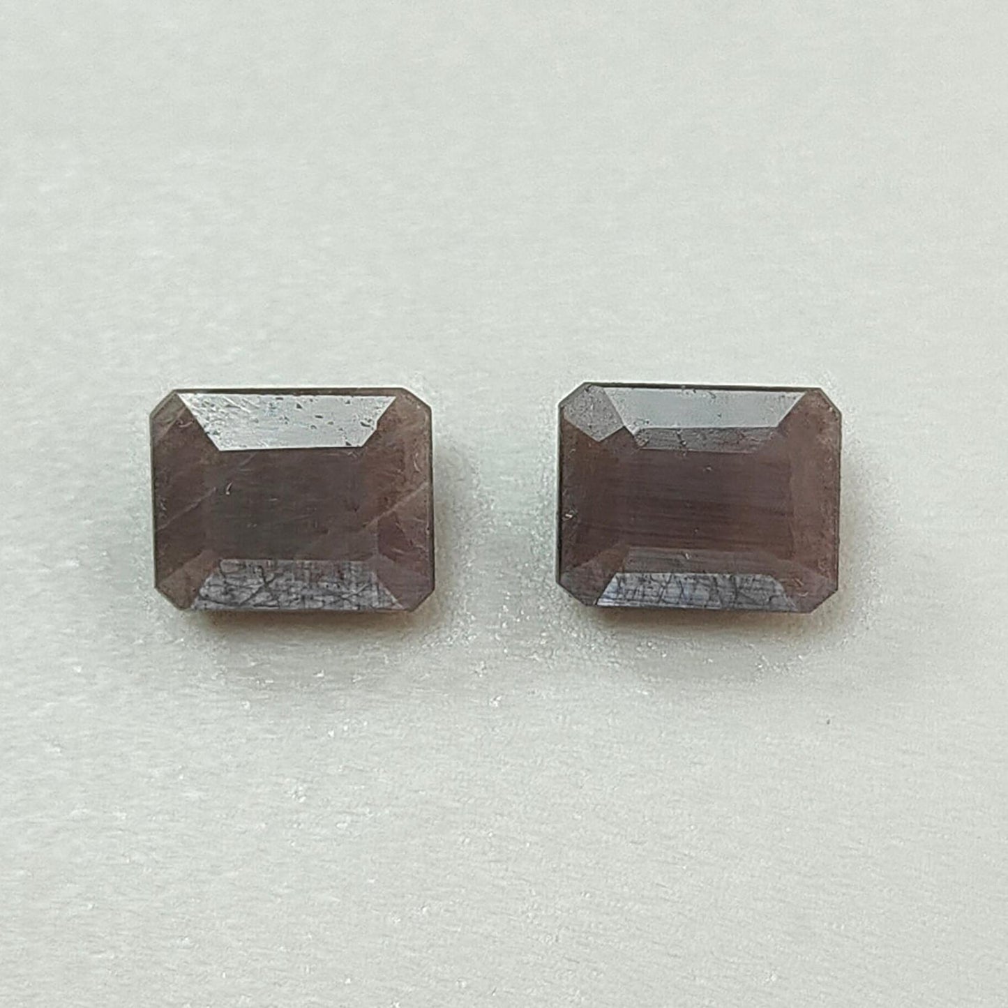 Silver Gray Sapphire Gemstone Faceted Cut: Natural Untreated Unheated Sapphire Cushion, Round Shape Faceted Pair for Jewelry