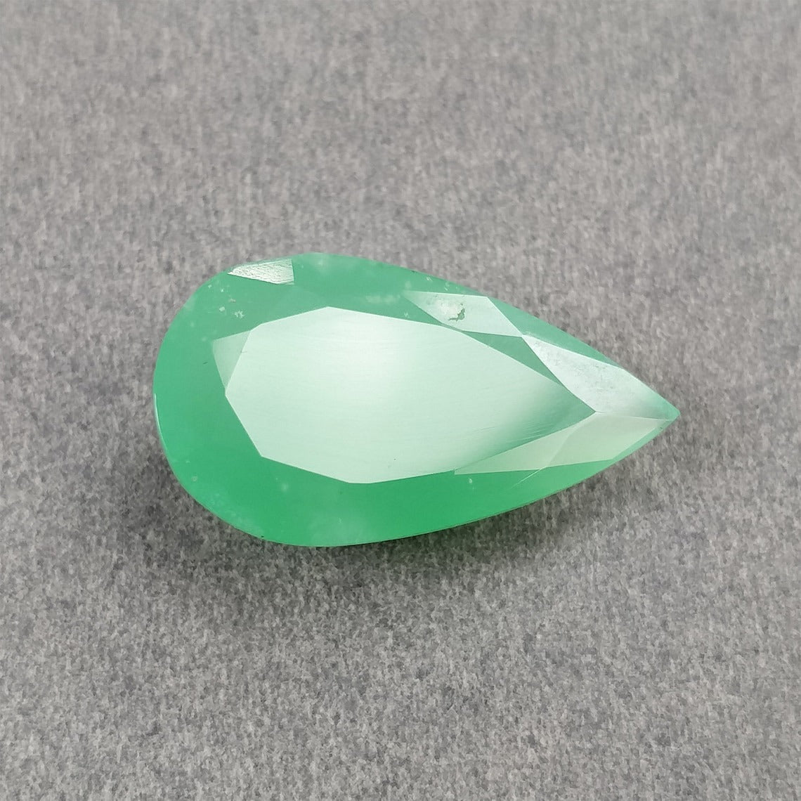 13.80cts Green Chrysoprase Gemstone Natural Untreated Faceted Cut Pear Shape