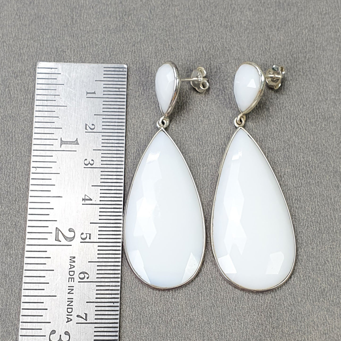 White Rhinestone Gemstone