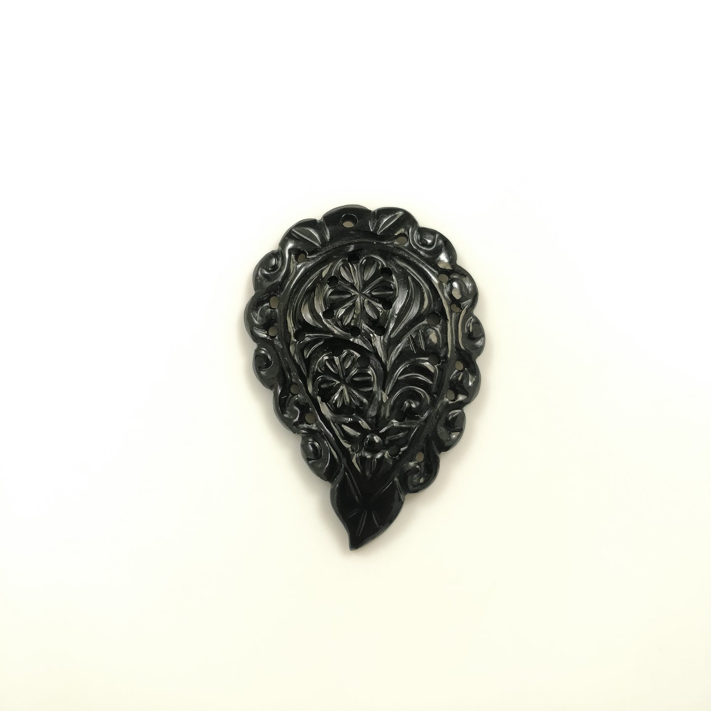 ONYX Gemstone SMALL LEAF Carving : 18.00cts Natural Onyx Gemstone One Sided Hand Carved Small Size Indian Leaf 32*22mm 1pc For Pendant