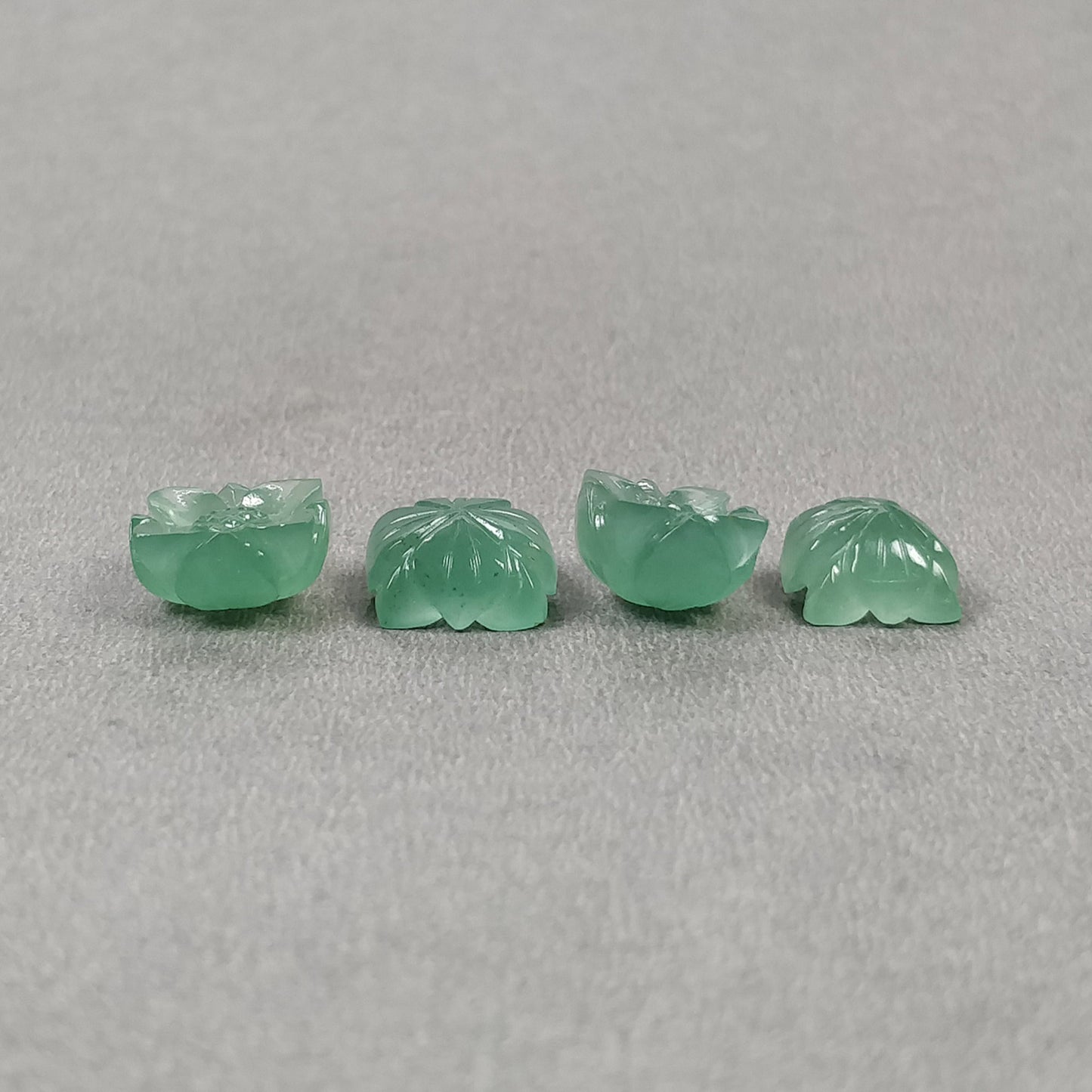 GREEN QUARTZITE Gemstone