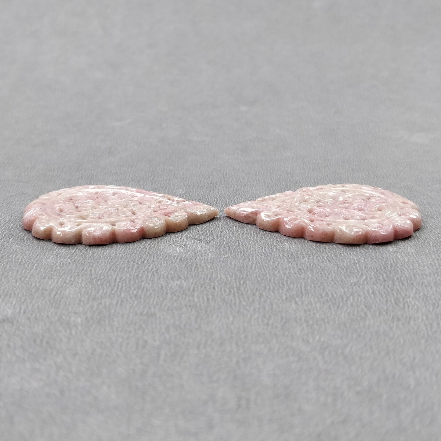 Thulite Gemstone