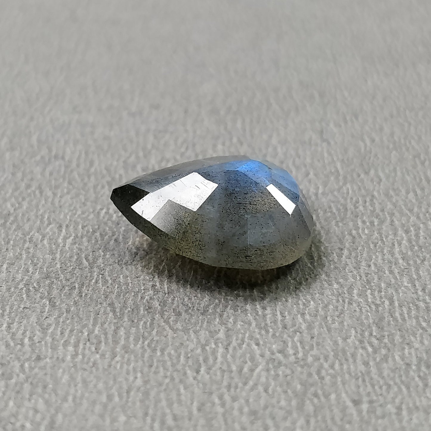 Labradorite Cut